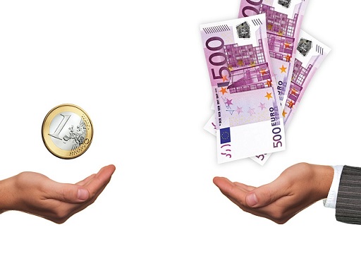 kicsi és magas fizetés egymással szemben